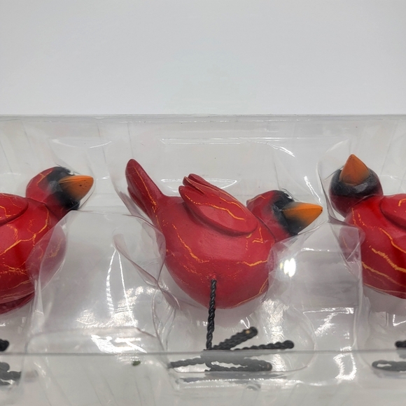 3 Judgemental Cardinals Carved Christmas Decor New - Picture 5 of 5